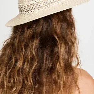NWT Rag & Bone Women\'s Packable Fedora Net Band Hat in Natural Tan Straw size M rag & bone | Accessories | Rag Bone Packable Straw Fedora  main image 4